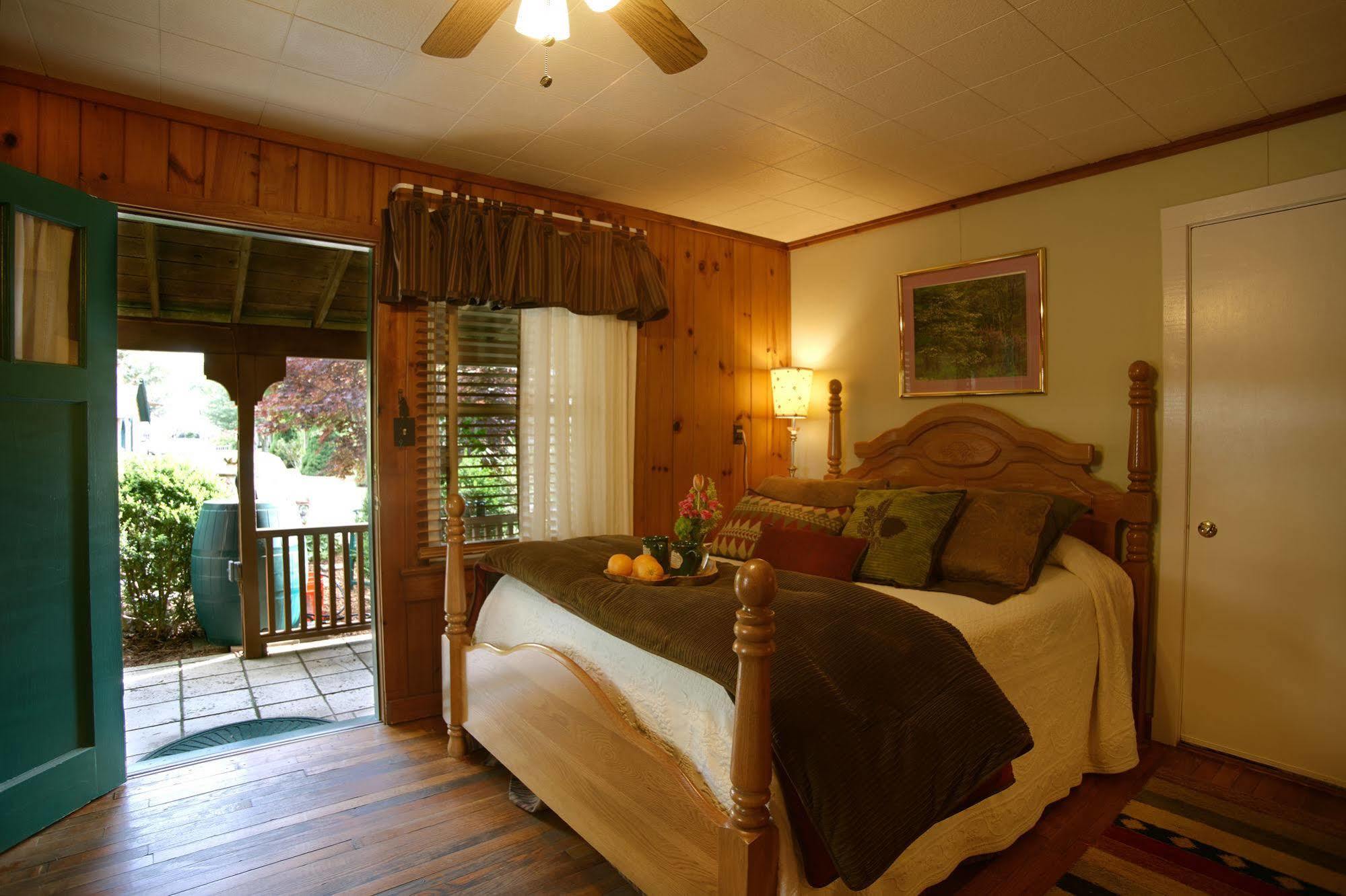 Hemlock Inn Blowing Rock Exterior foto